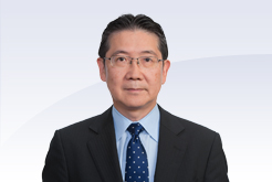 代表取締役社長兼COO 前川 泰則